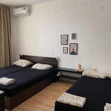 Петрови Tjernomorets Exteriör bild